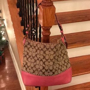 🤩Coach Monogram hobo bag 🤩